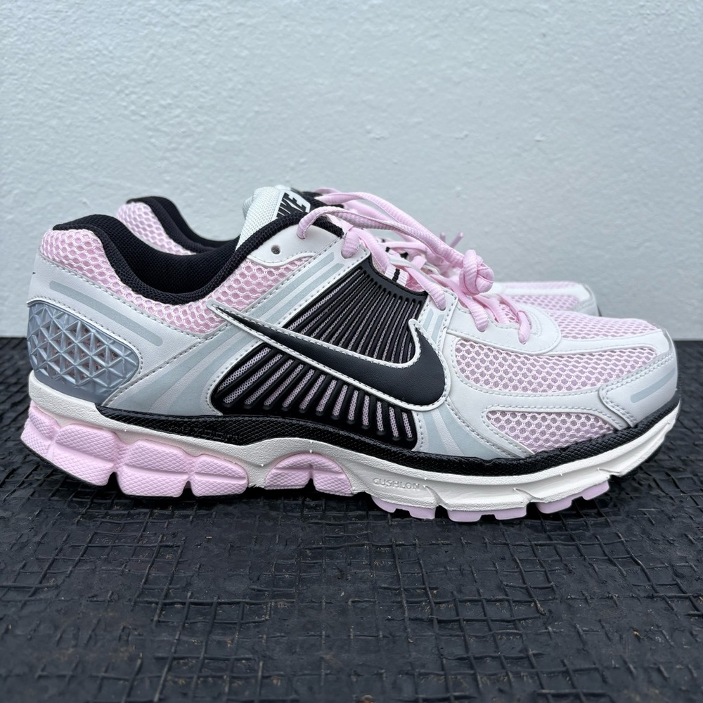Nike Zoom Vomero 5 Men’s Athletic Shoes Pink Foam Size 10 FB9149-600 NWOB